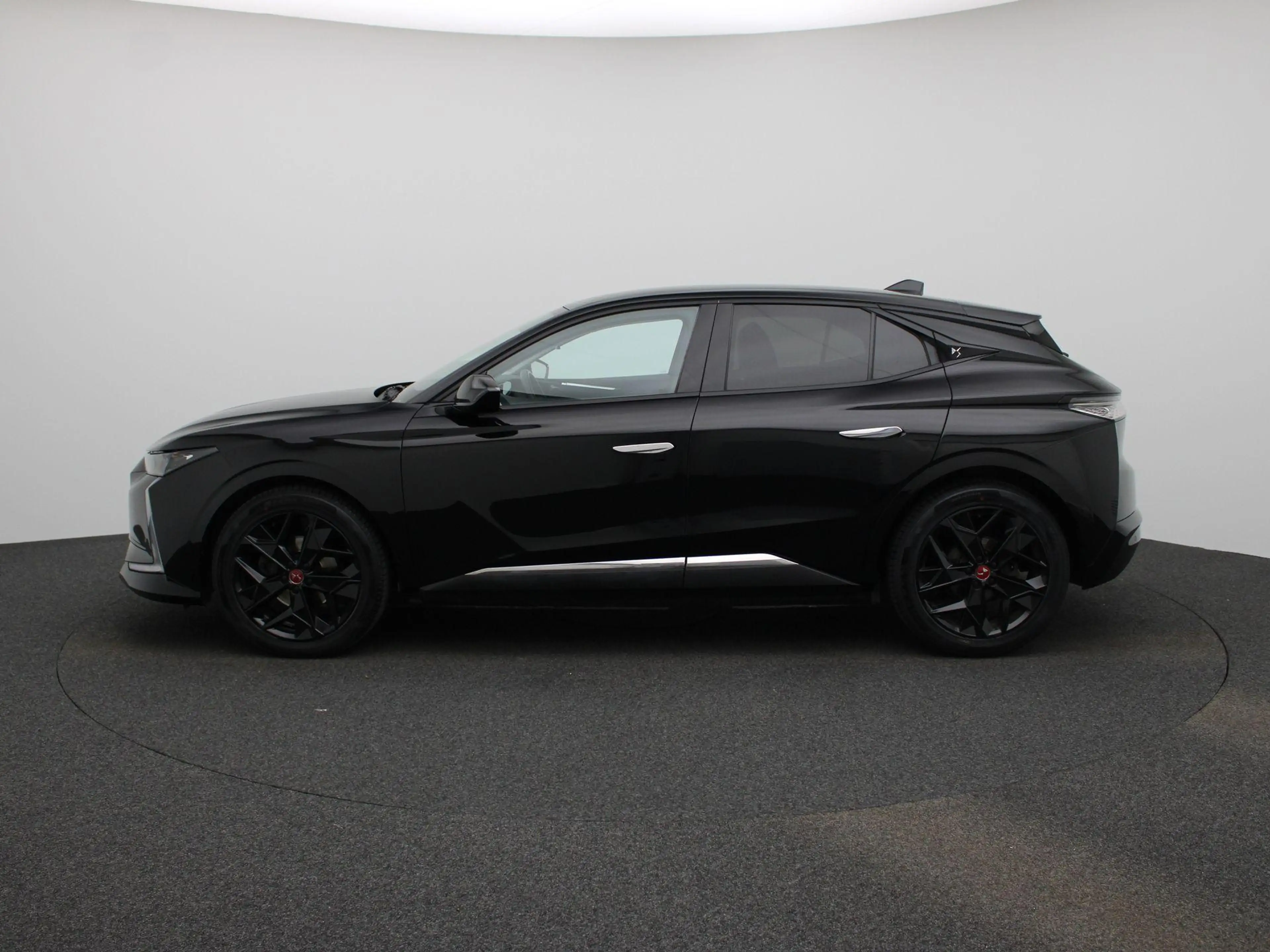DS Automobiles DS 4 PureTech 130 Automatic Performance Line — photo 4