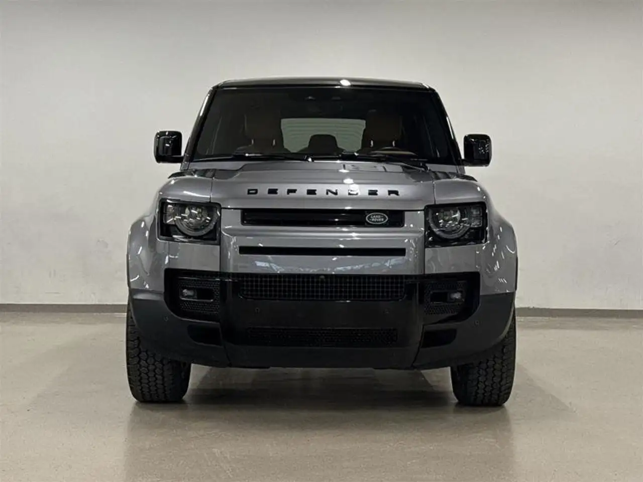 Land Rover Defender снимка Land Rover Defender