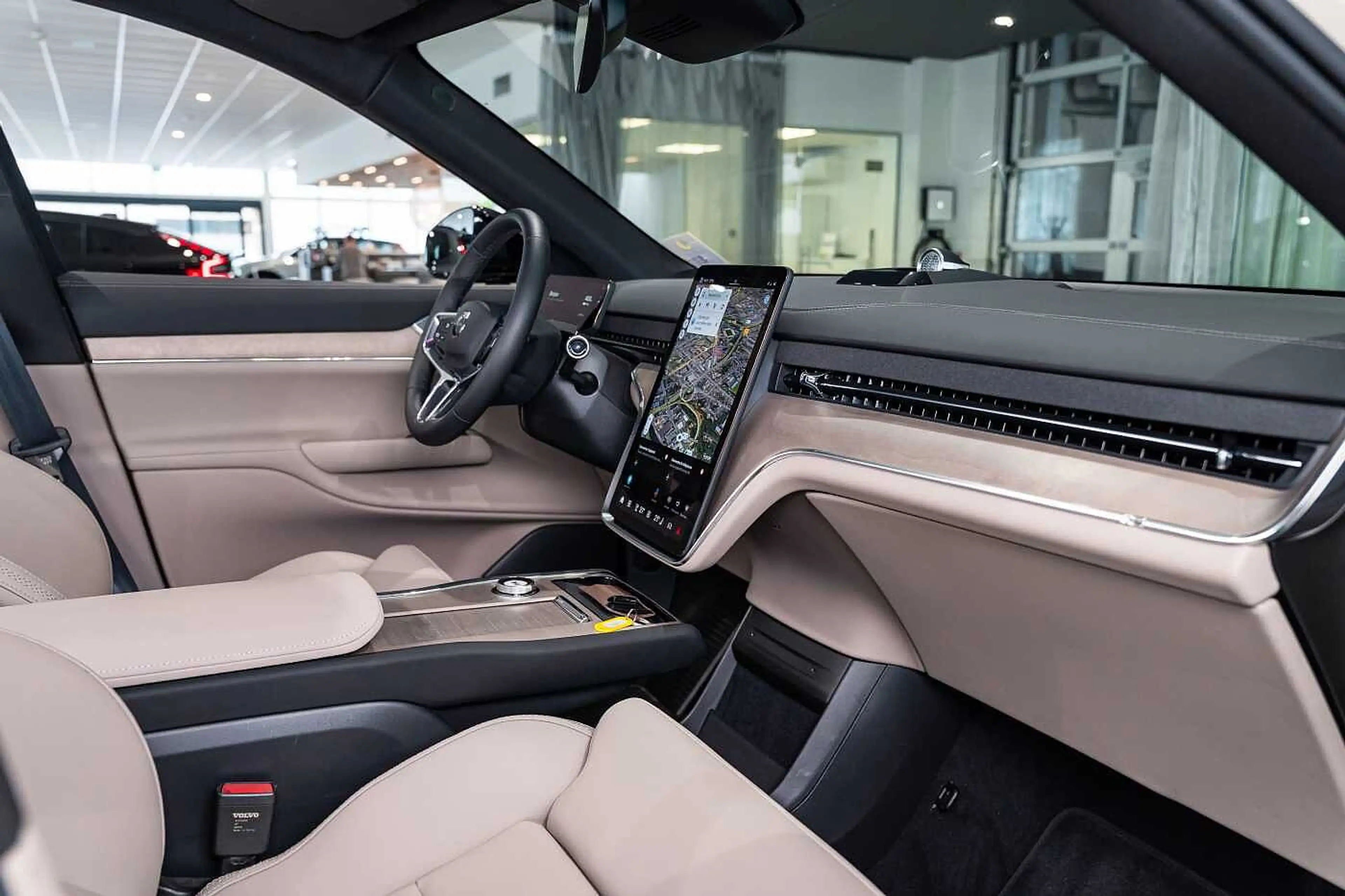 Volvo EX90 Ultra, Twin Motor, 7 places — photo 10