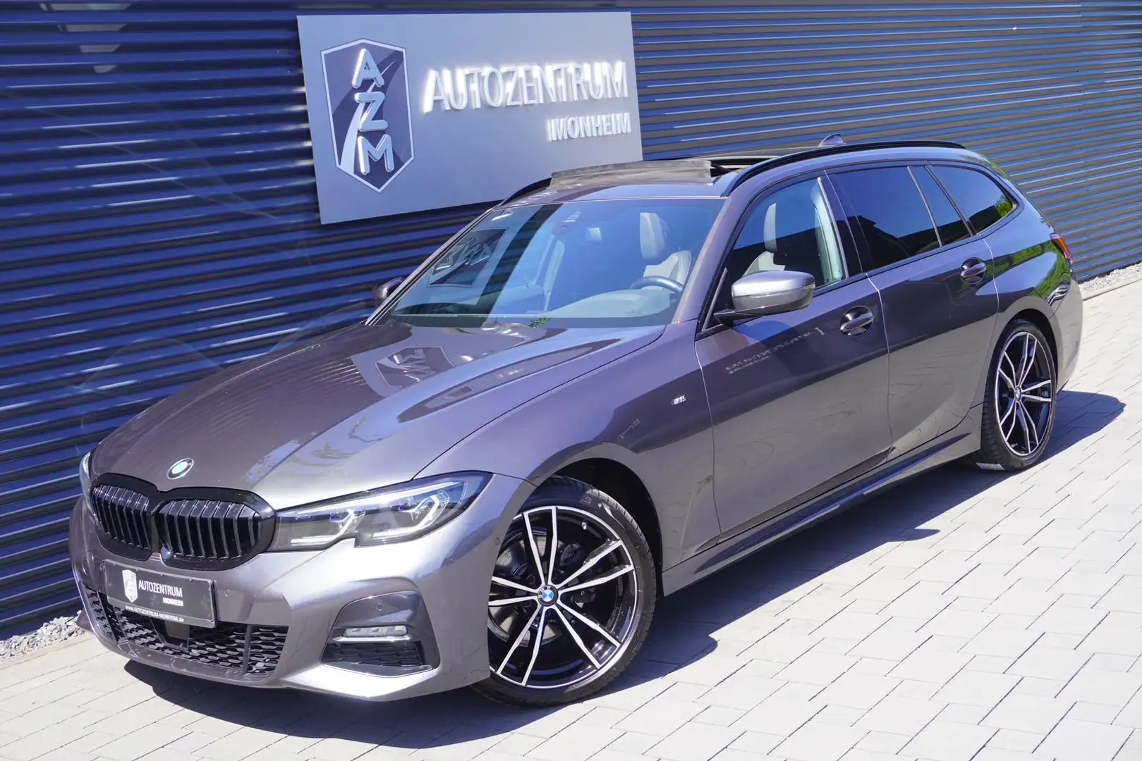 BMW 320 i M-SPORTPAKET|SHADOW|LASER|PANORAMA|KAMERA| Grau - 1