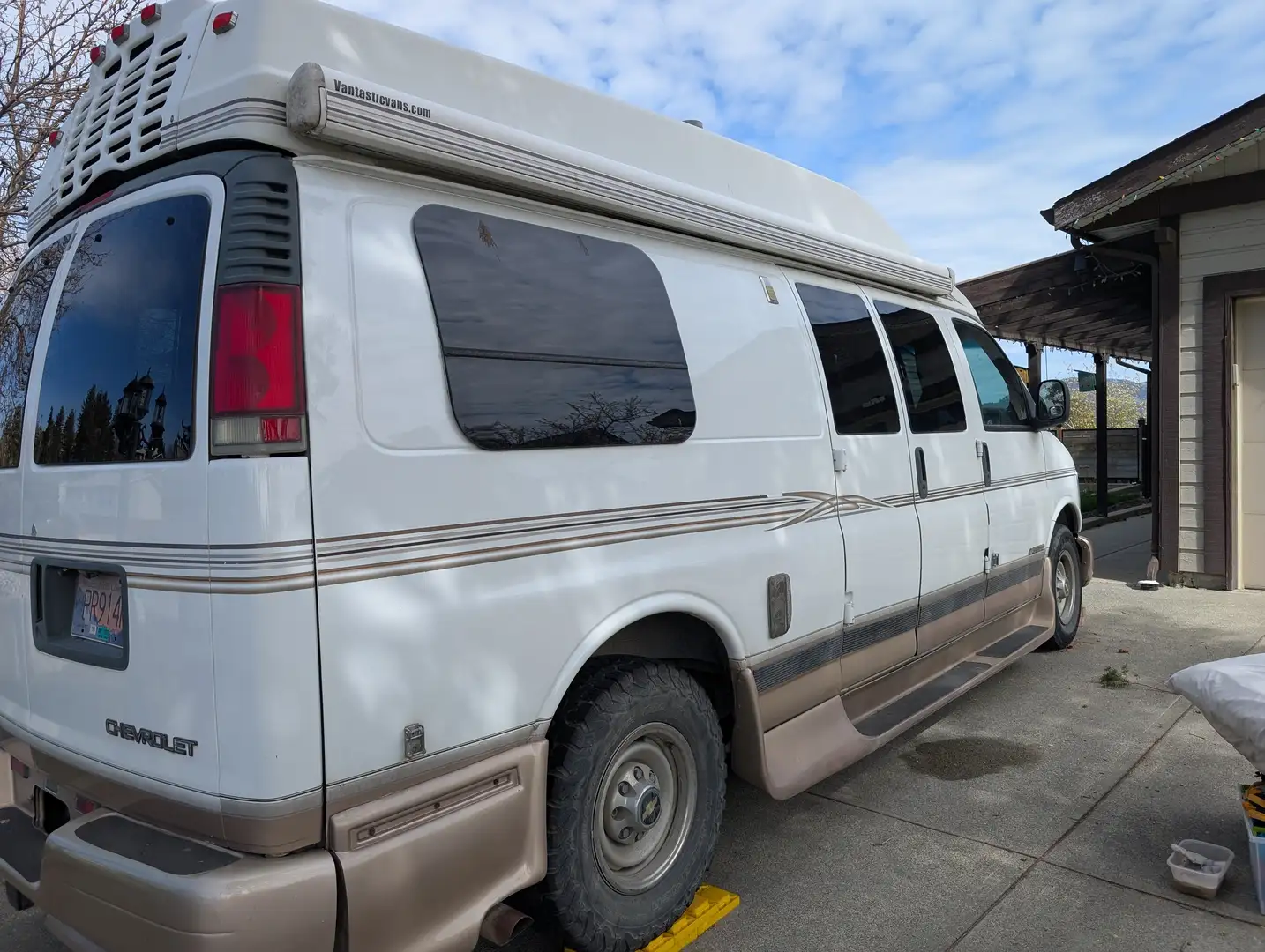 2002 Roadtrek 190 | $ 25,000 | 250,000 km | Gasoline Class B Motorhome ...