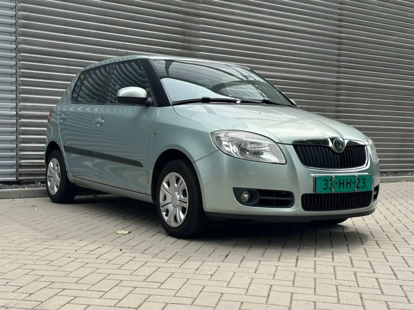 Skoda Fabia 1.4-16V TOUR AIRCO !! Groen - 2