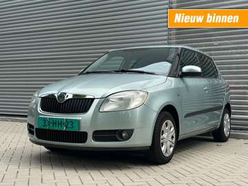 1.4-16V TOUR AIRCO !!