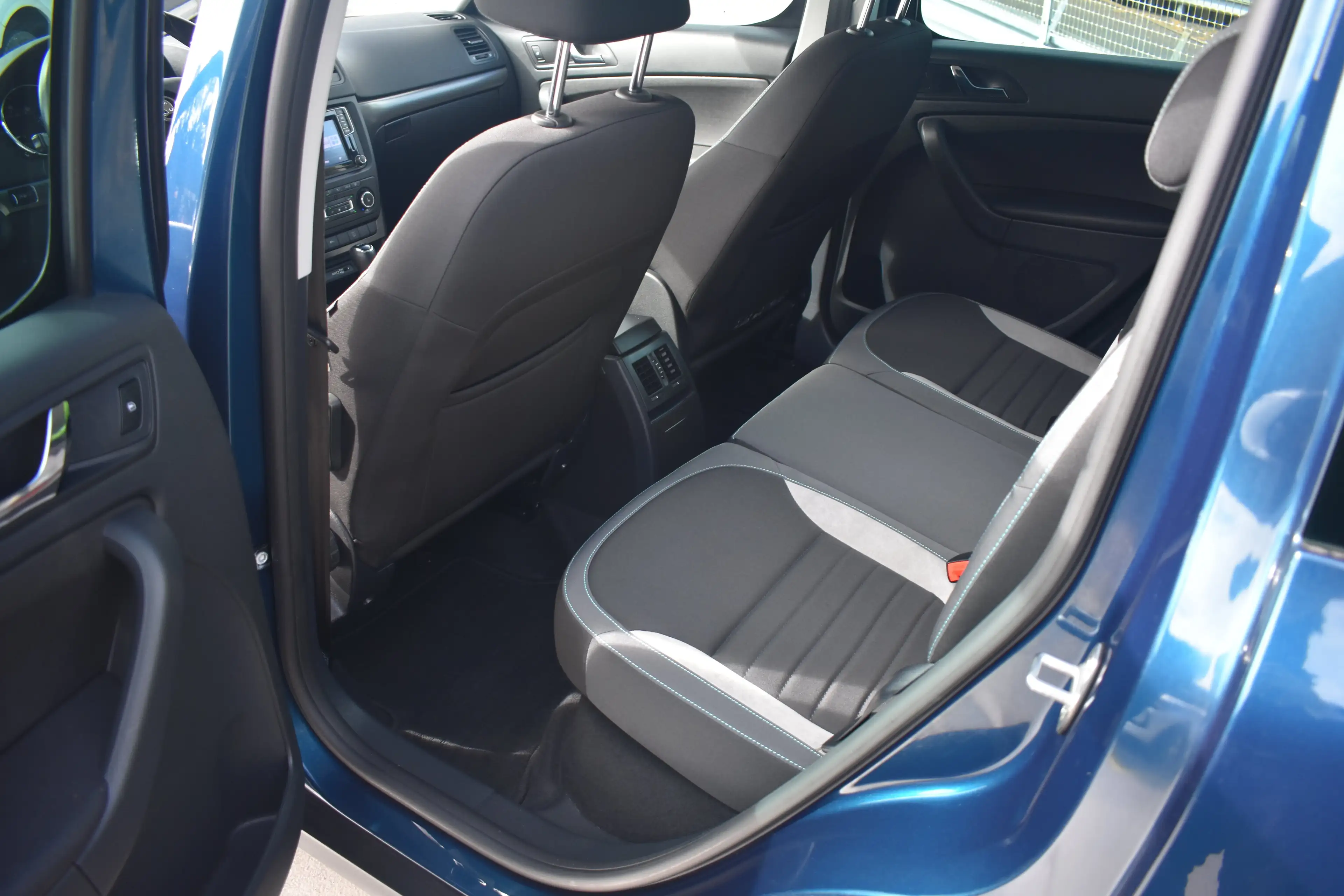 Skoda Yeti Outdoor 1.4 125PK TSI DSG Greentech JOY | Cruise C — photo 11