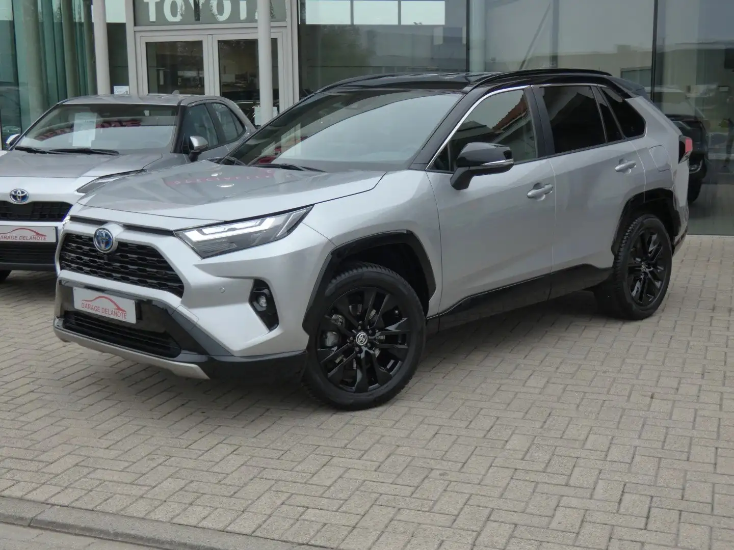 Toyota RAV 4 Hybrid *Style plus* TREKHAAK LEDER 360°Camera Zilver - 1