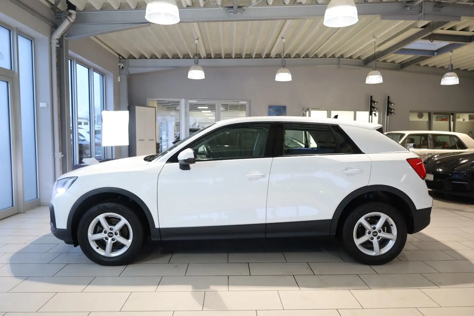 Audi Q2 35 TFSI*Sitzheizung*Car-Play Navi* Blanc - 2