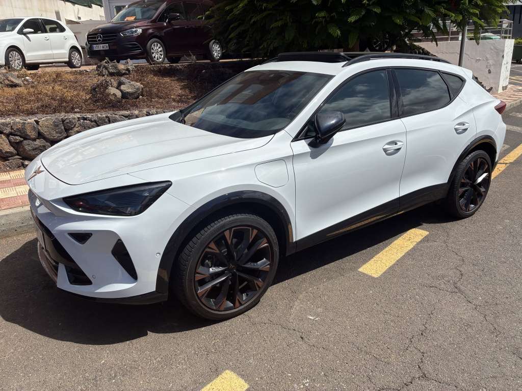 CUPRA Formentor 1.4 e-Hybrid 205 DSG - foto 1