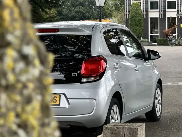 Citroen C1 view 11