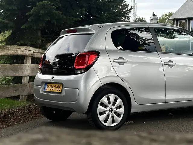 Citroen C1 view 4