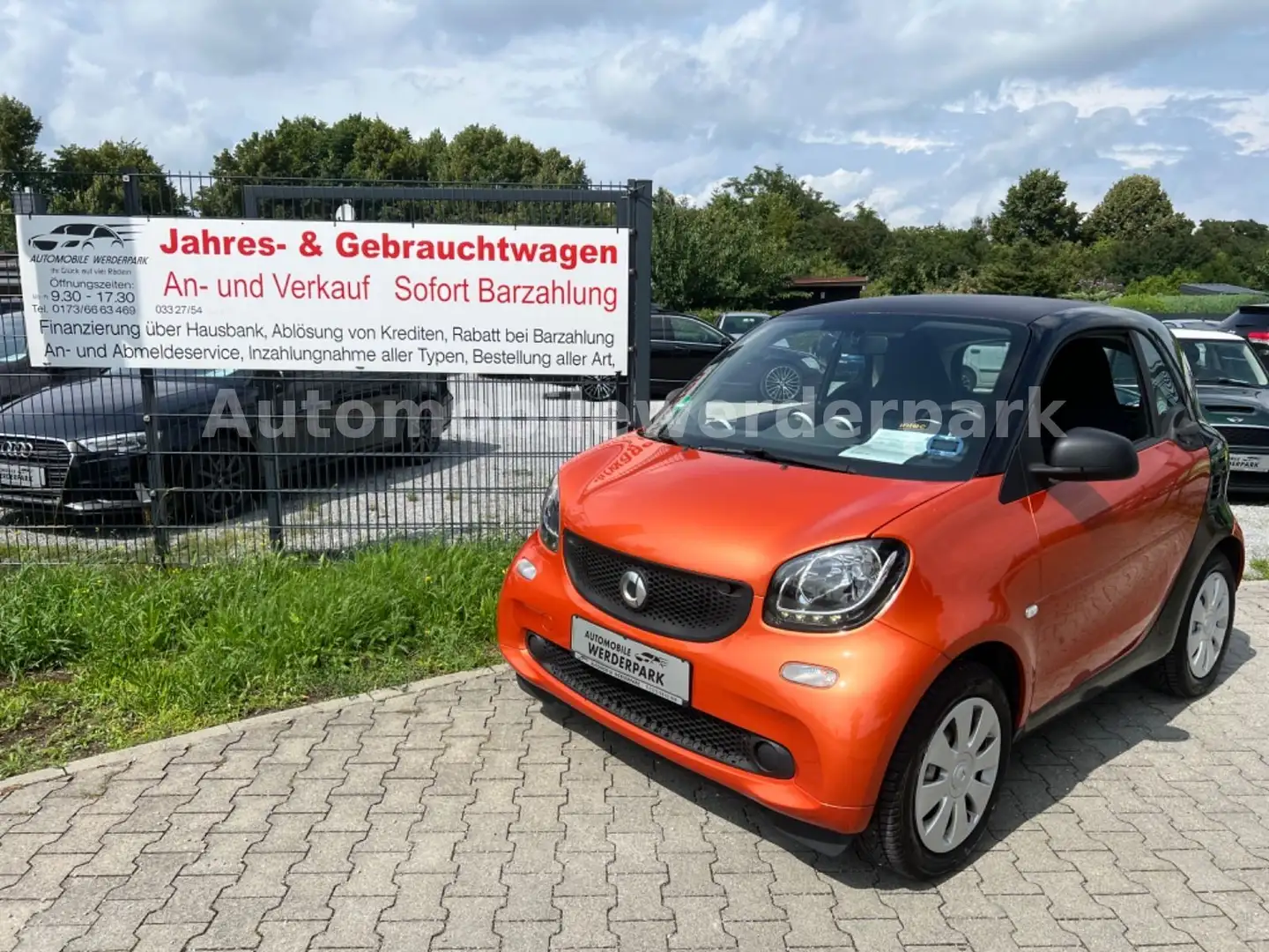 smart forTwo fortwo coupe Basis 52kW Schwarz - 1