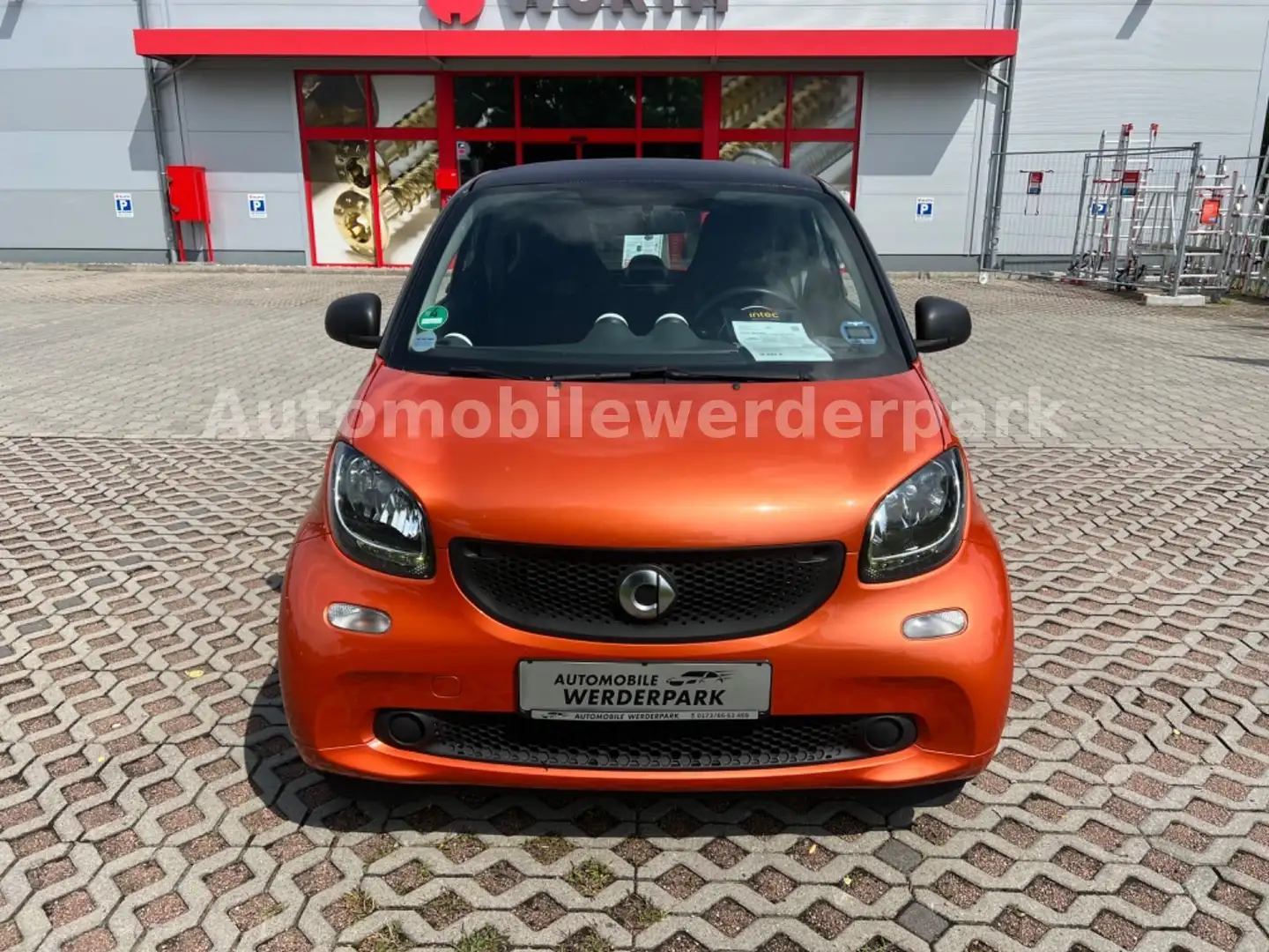 smart forTwo fortwo coupe Basis 52kW Schwarz - 2