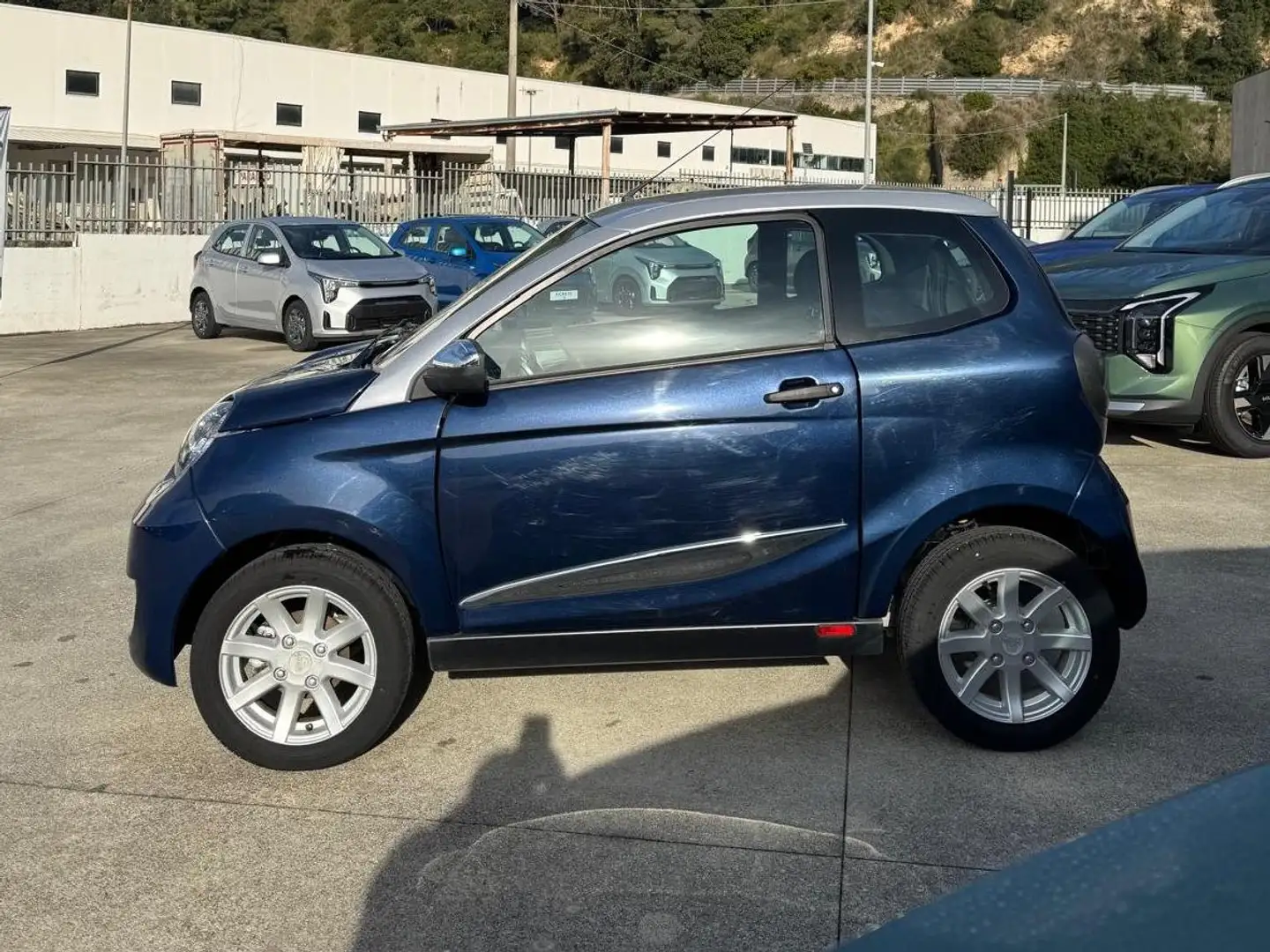 Aixam MINAUTO GT Синій - 2