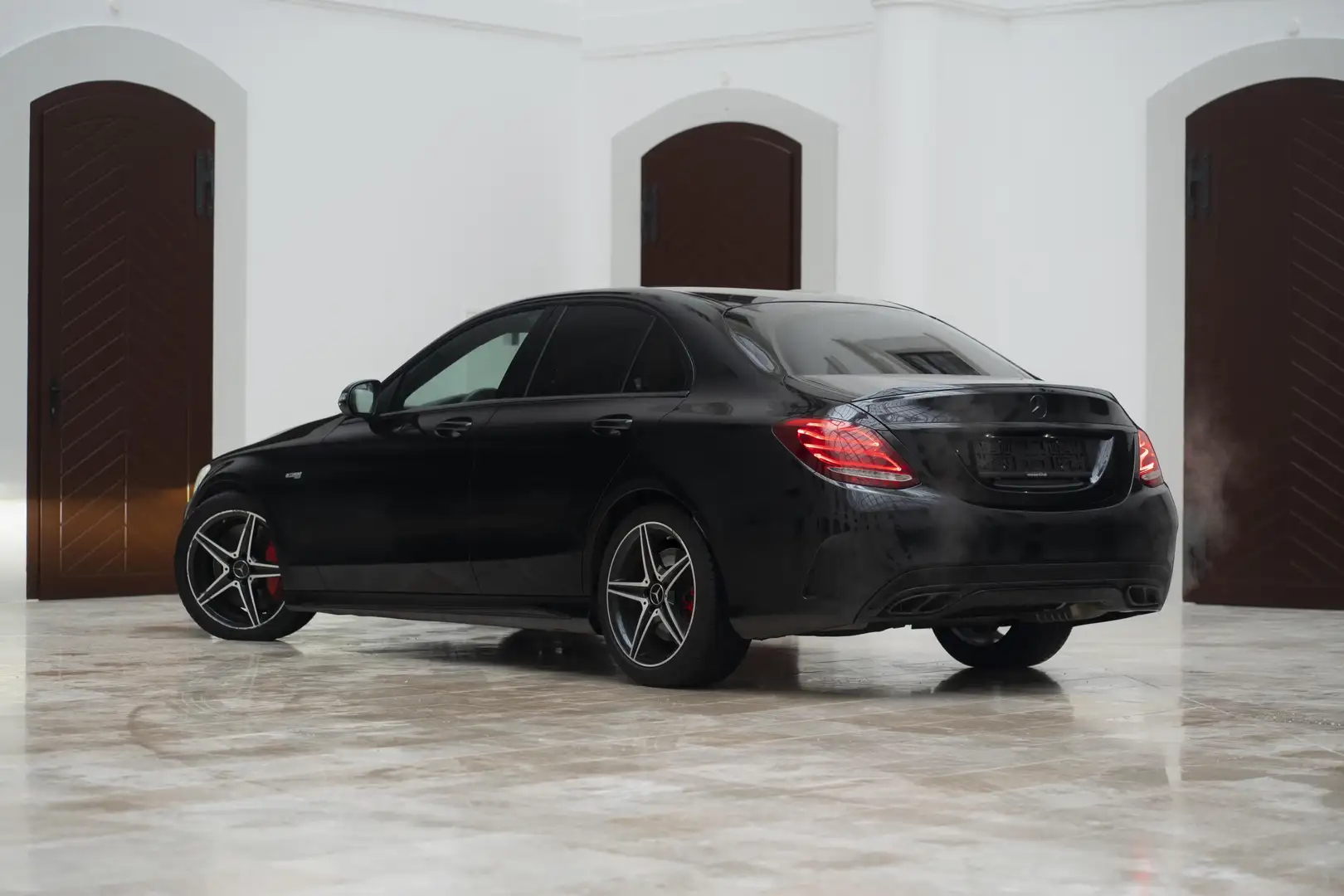 Mercedes-Benz C 43 AMG 4MATIC Aut. Schwarz - 2