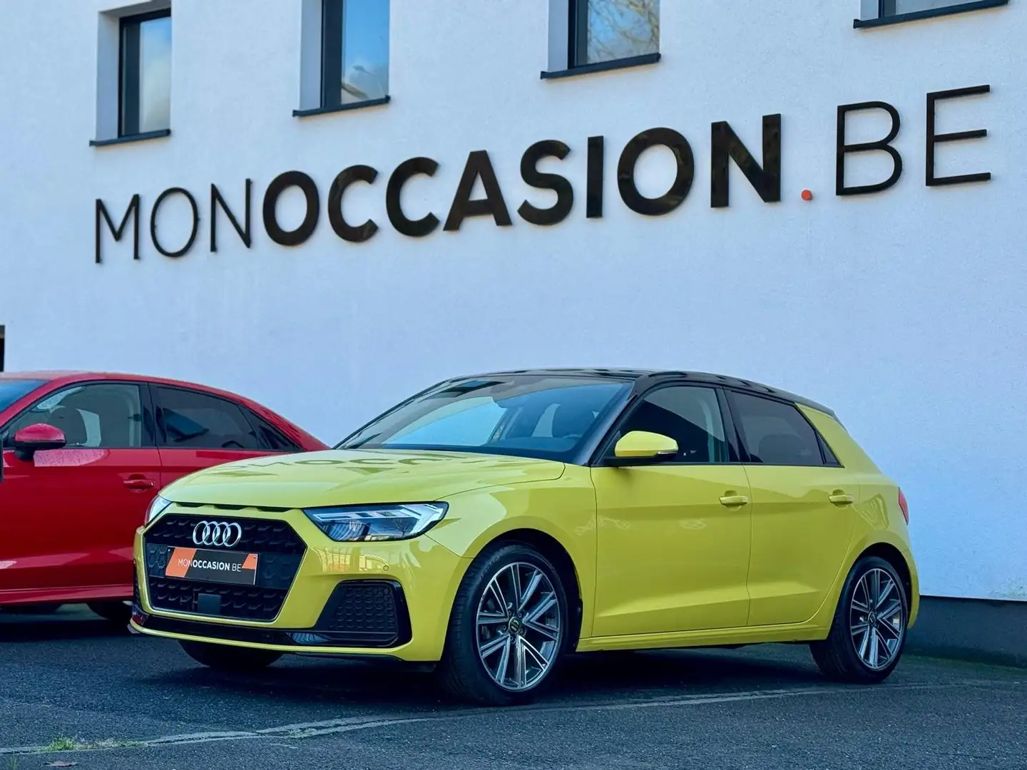 Audi A1 Sportback 25 TFSI AUTO CARPLAY PHARES LED CAPTEURS Amarillo - 1