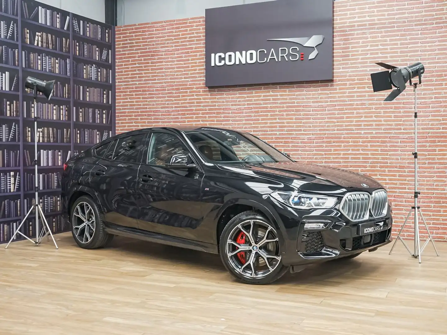 BMW X6 xDrive40d Black - 1