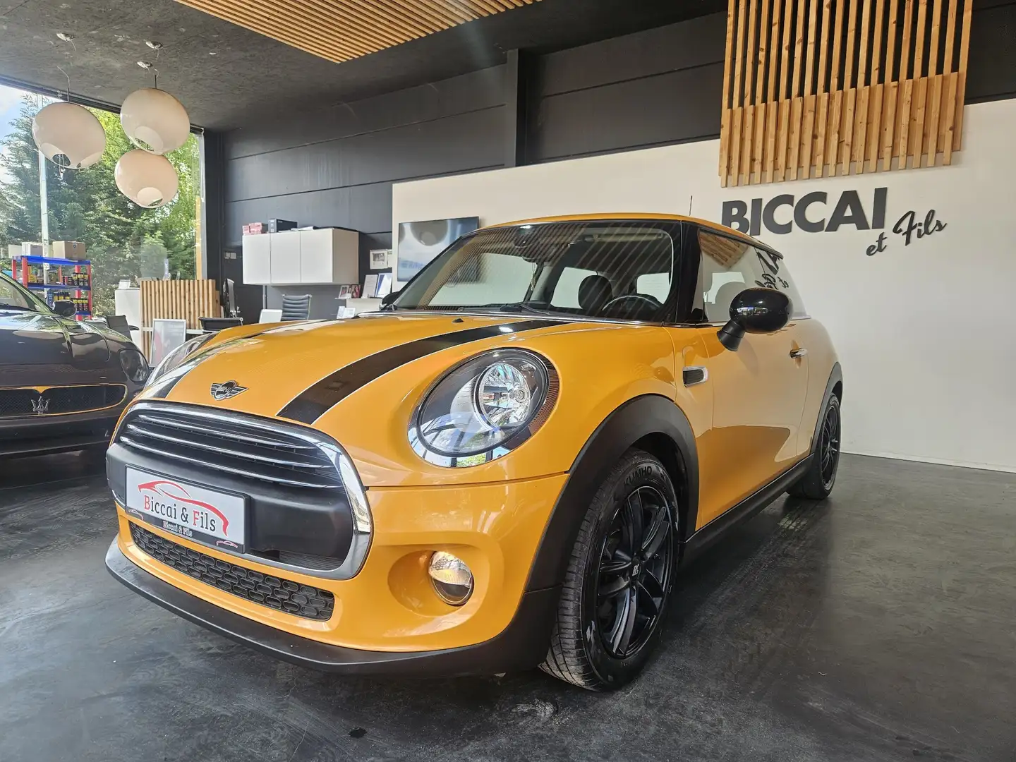 MINI One D 1.5 Orange - 1
