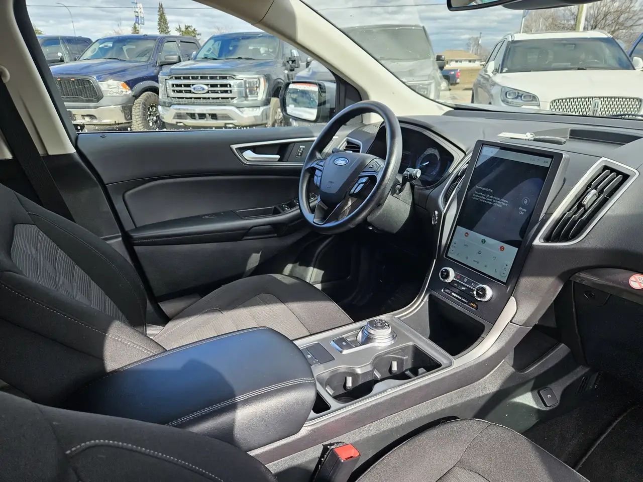Ford Edge снимка Ford Edge