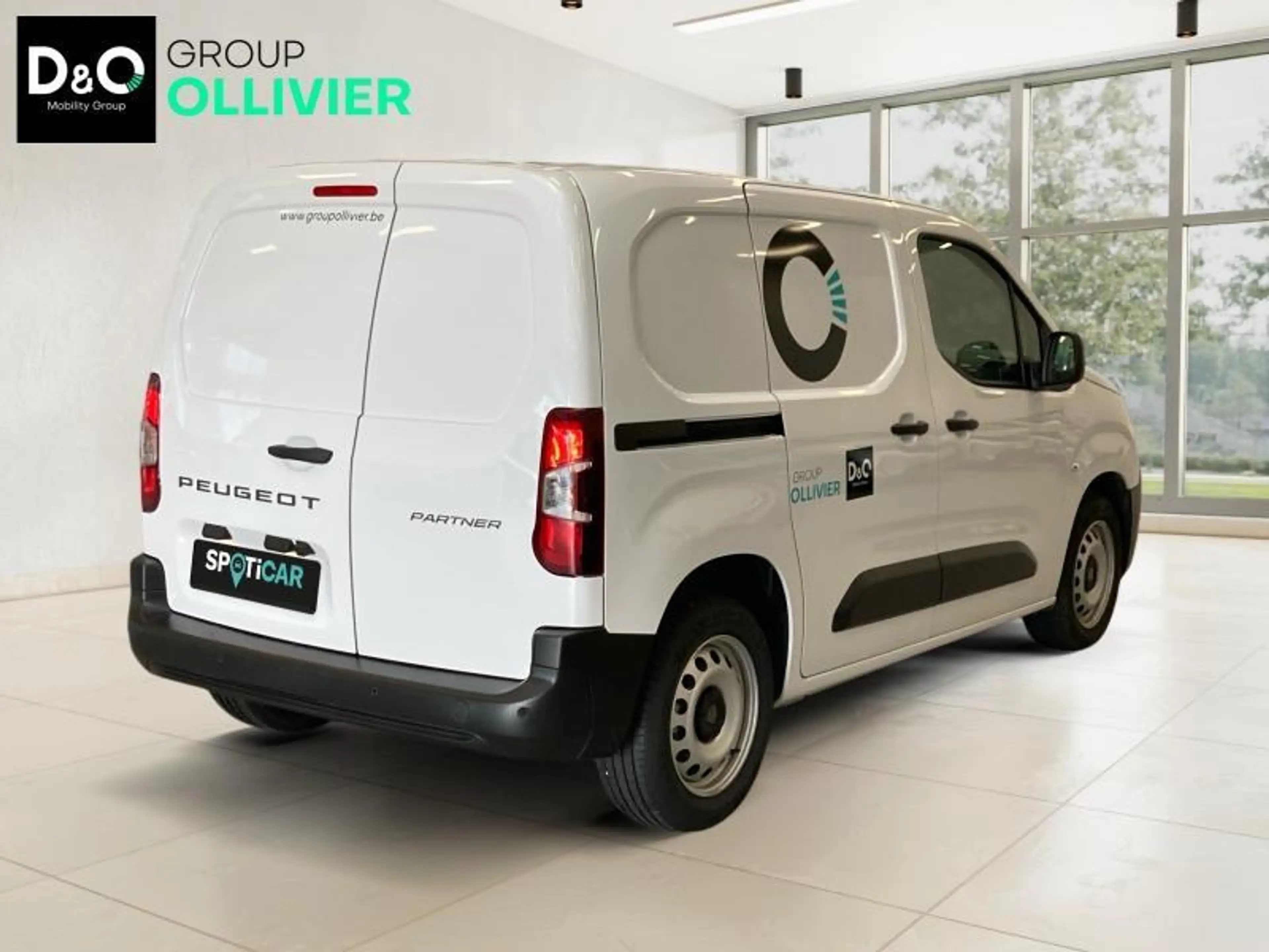 Peugeot Partner Premium - Automatqiue - Pack Bois — photo 7