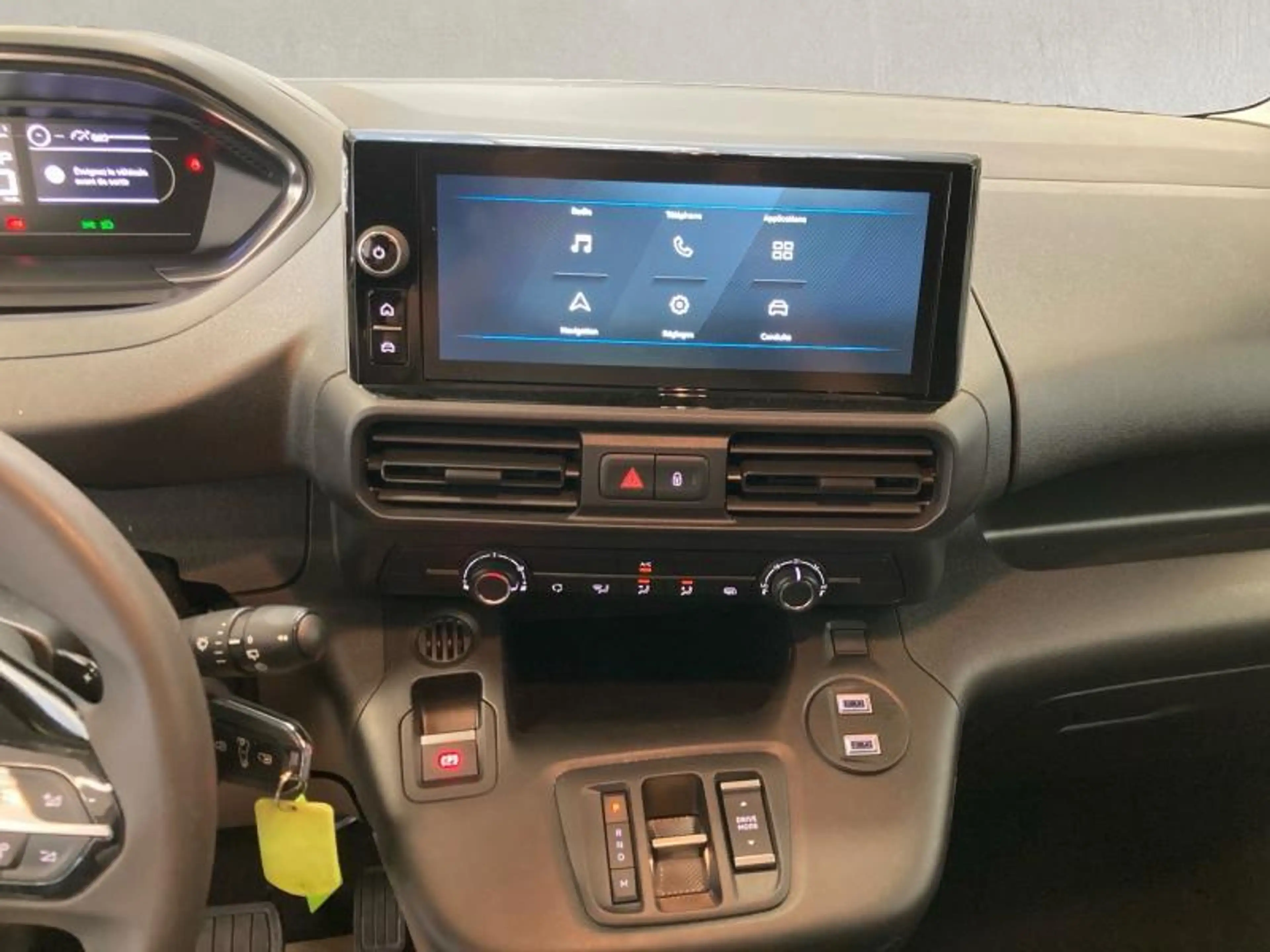 Peugeot Partner Premium - Automatqiue - Pack Bois — photo 15