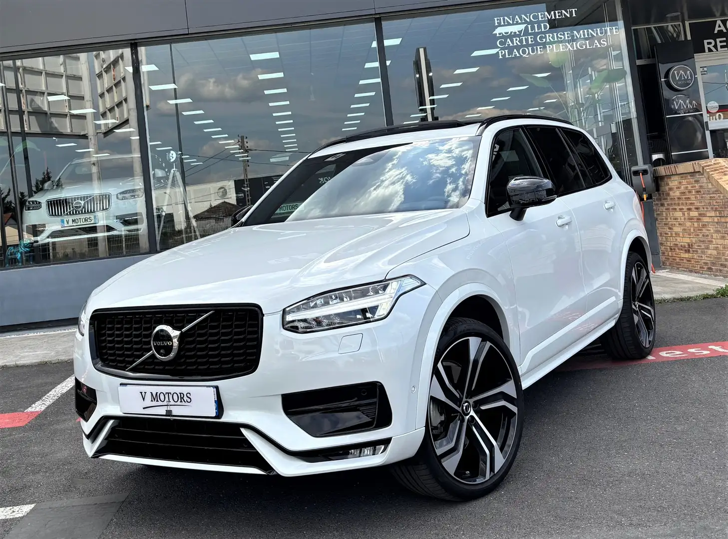 Volvo XC90 II AWD Ultimate Dark Design' Performance 1er Main Weiß - 1