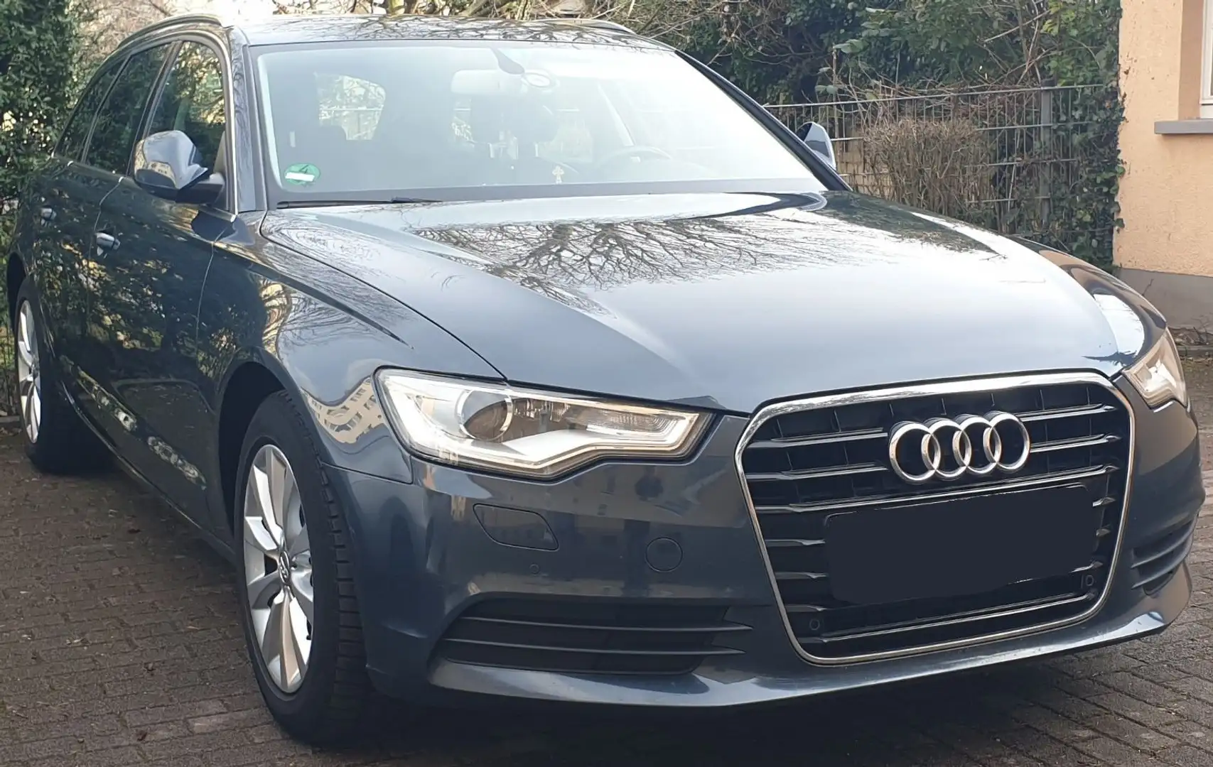 Audi A6 A6 Avant 2.0 TDI Schalter Blau - 2