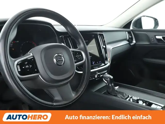 Volvo V60 view 11