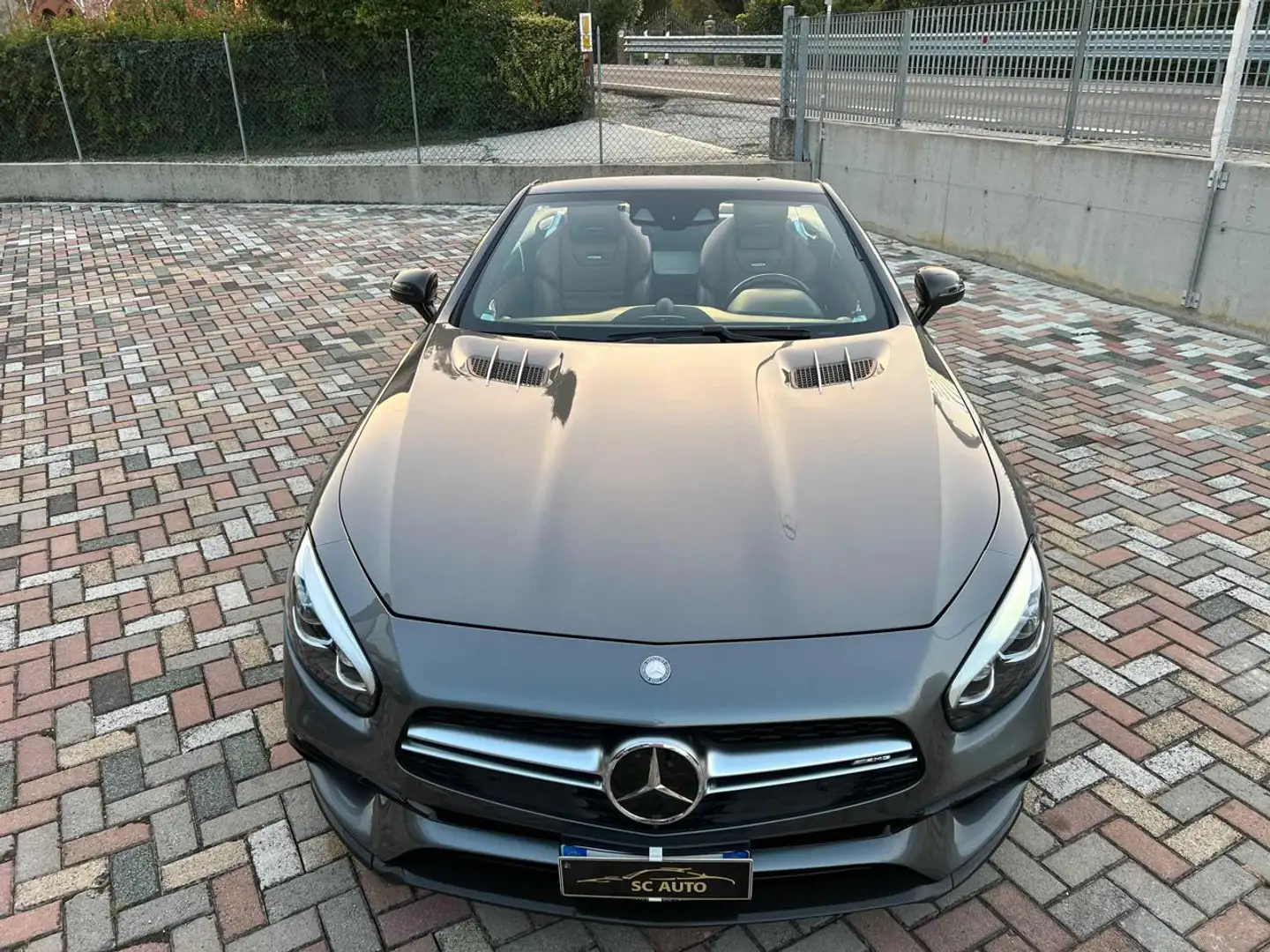 Mercedes-Benz SL 63 AMG Roadster V8 Grigio - 2