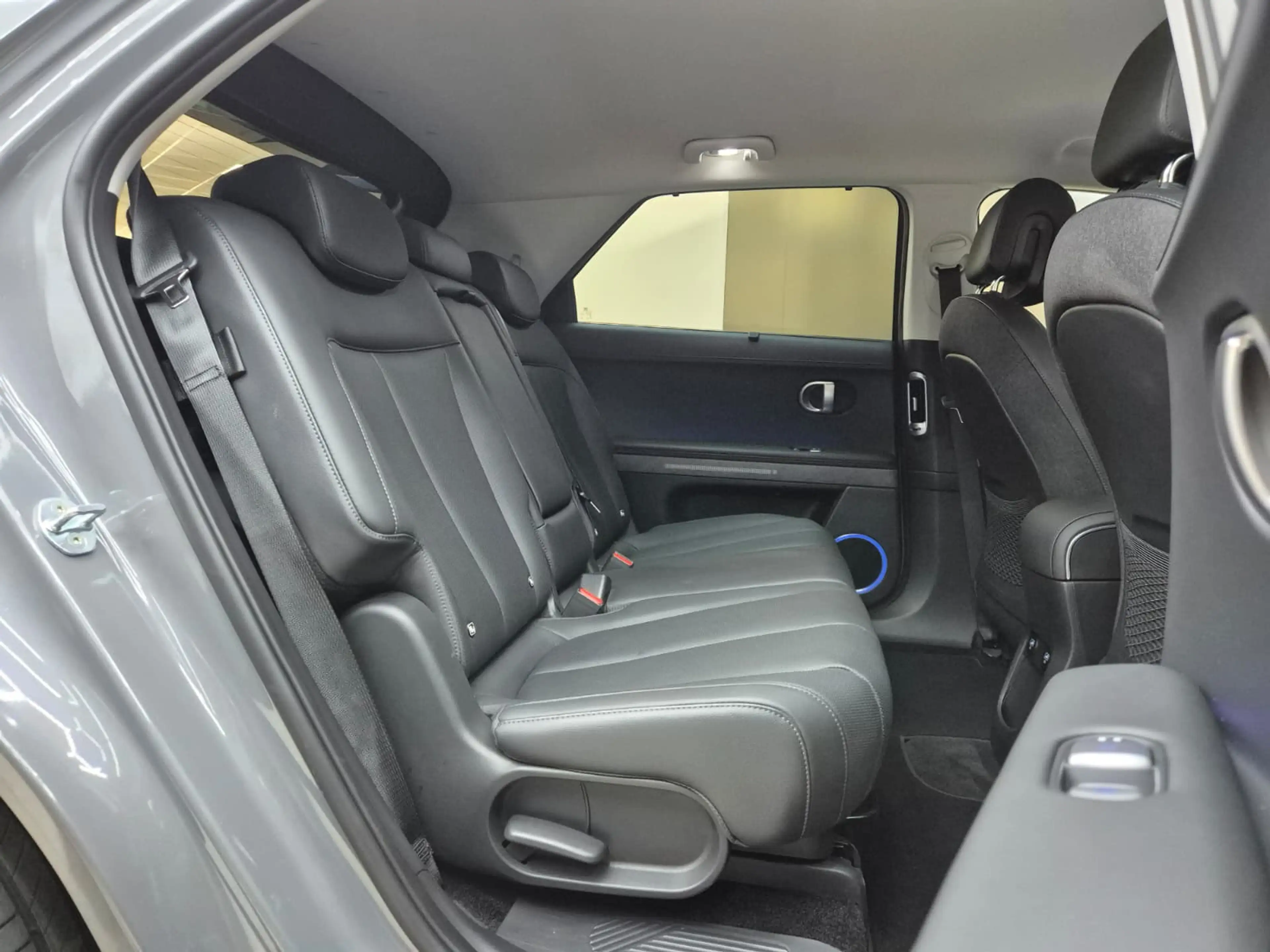Hyundai IONIQ 5 Uniq 4WD SOLAR+LED+SHZ+HEAD+BOSE+360°+WP — photo 12