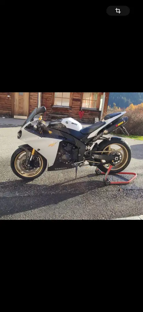 Yamaha YZF-R1 - 2