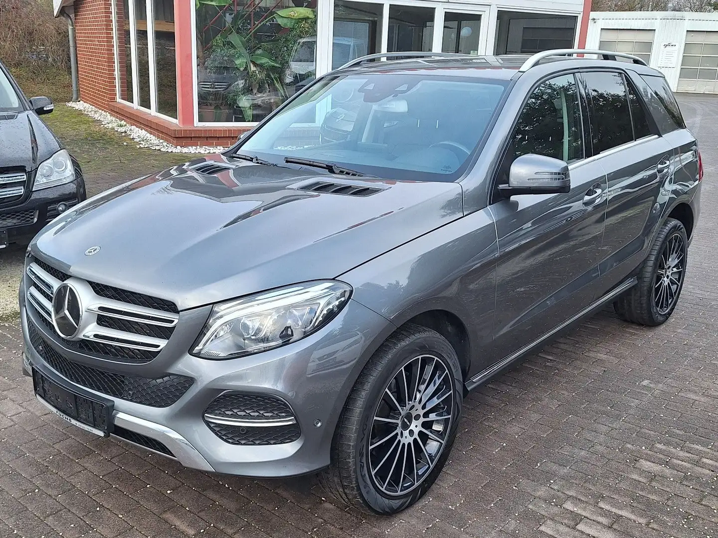 Mercedes-Benz GLE 350 d 4Matic 3.Hand Standheizung Kamera Grijs - 1
