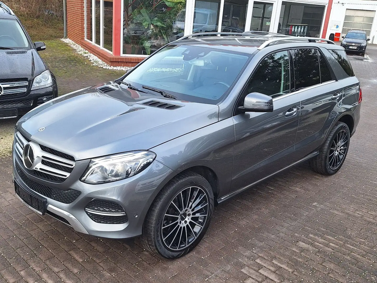 Mercedes-Benz GLE 350 d 4Matic 3.Hand Standheizung Kamera Grijs - 2