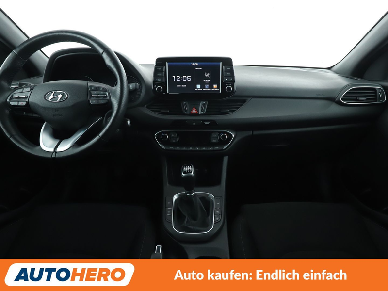 Hyundai i30 1.4 TGDI Passion +*NAVI*TEMPO*CAM*PDC*SHZ*KLIMA* — photo 12