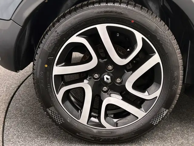 Renault Captur view 15