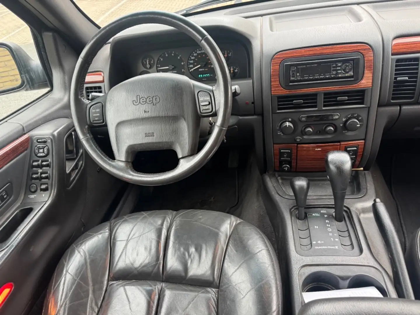 Jeep Grand Cherokee 4.7i V8 Ltd AUT 4WD LEER 2dev EIG. NAP N APK RIJDT Grijs - 2