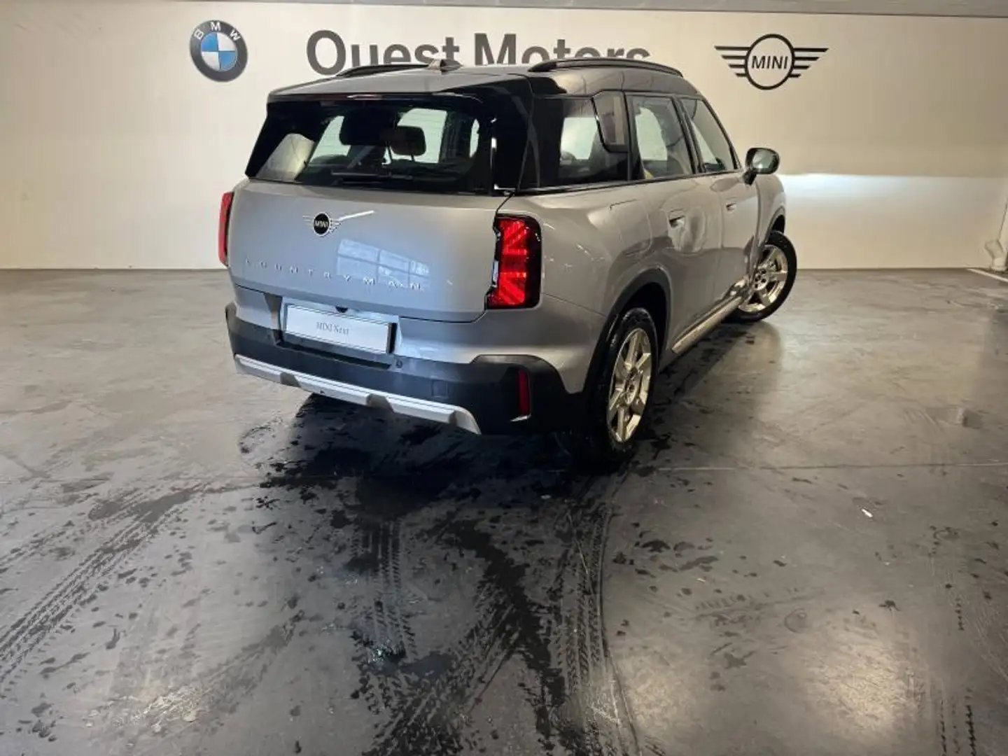 MINI Countryman D D 163ch Favoured DKG7 Argent - 2