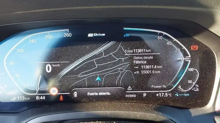 BMW Serie 3 330e xDrive Touring (2021) 2021, foto 6