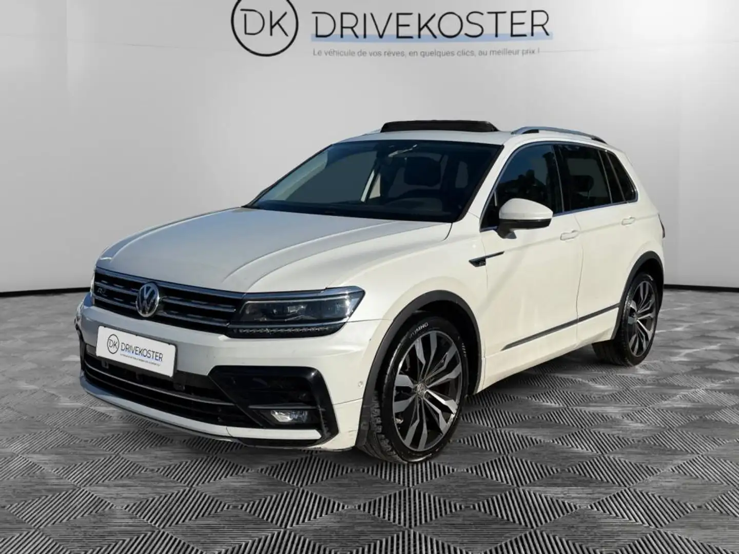 Volkswagen Tiguan Tiguan 2.0 16V TDI - 150 - BV DSG 7 R-LINE FULL OPTIONS Blanc - 1