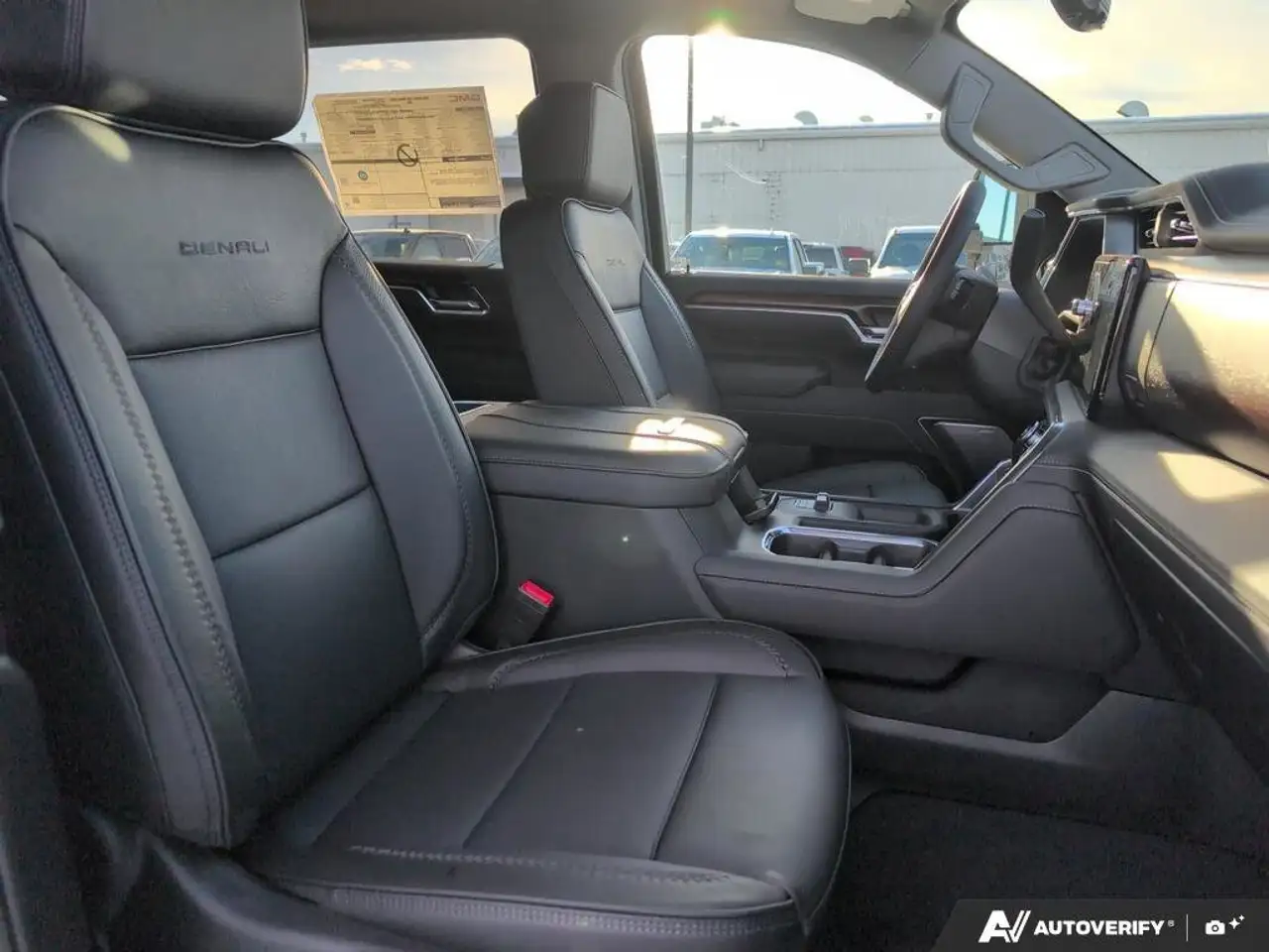 GMC Sierra 2500HD снимка GMC Sierra 2500HD