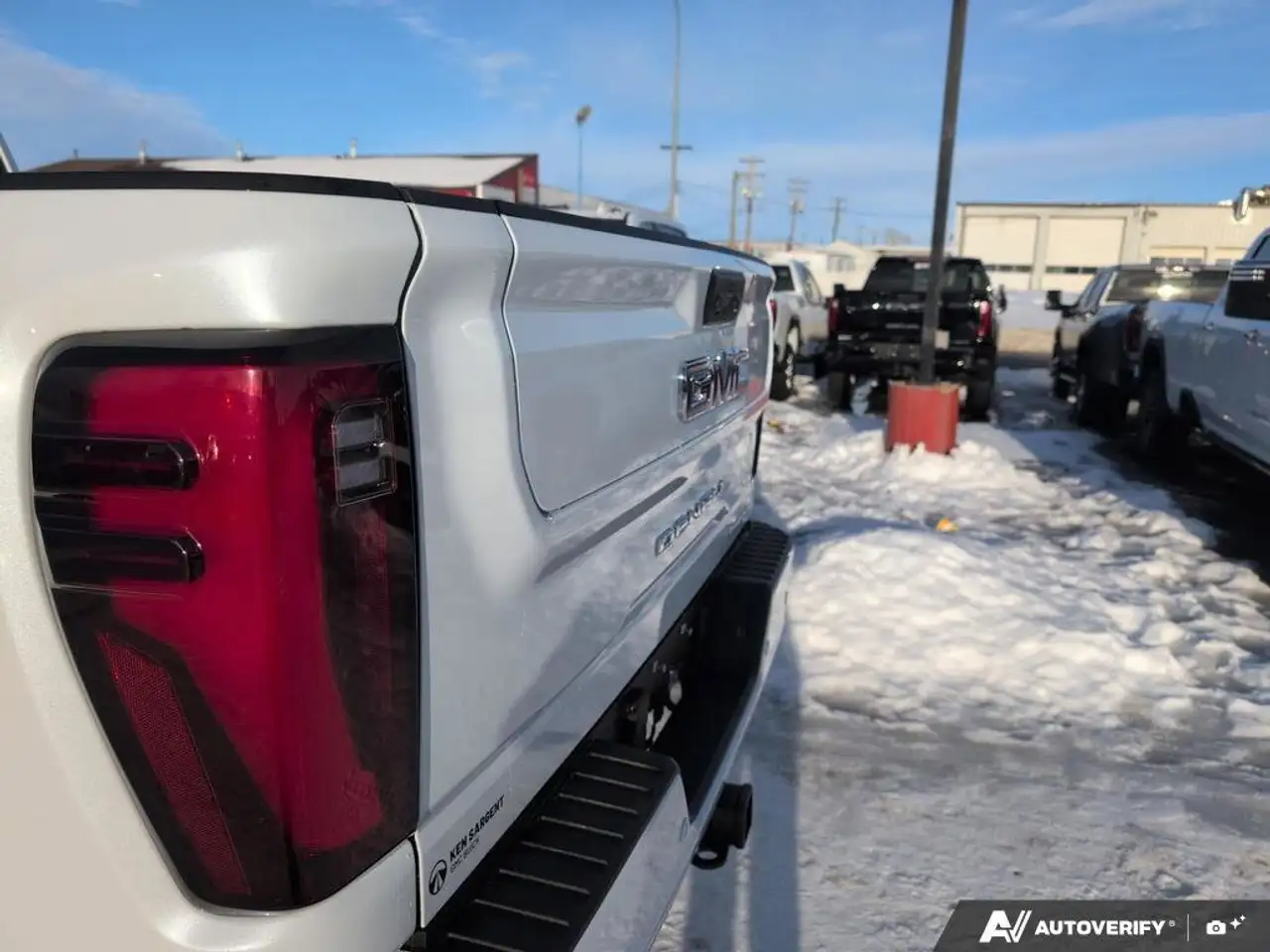 GMC Sierra 2500HD снимка GMC Sierra 2500HD