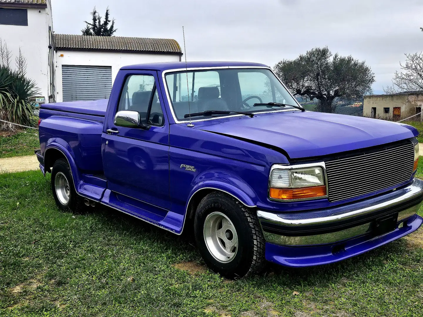 Ford F 150 Flare Side Custom - 1