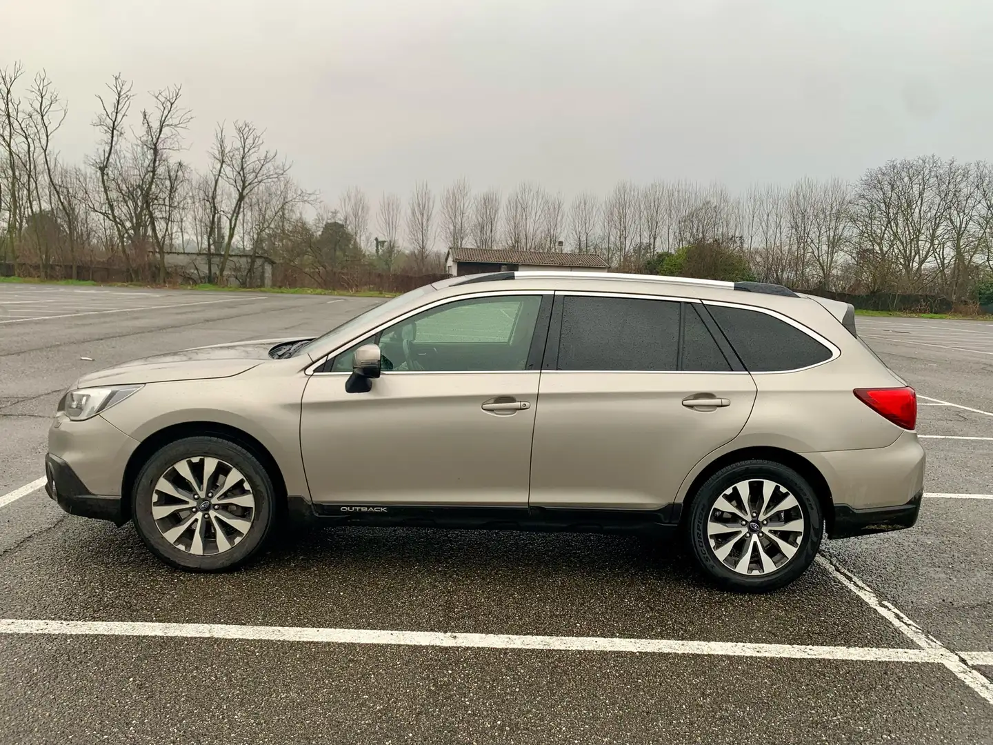 Subaru OUTBACK 2.5i Exclusive bi-fuel cvt - 2