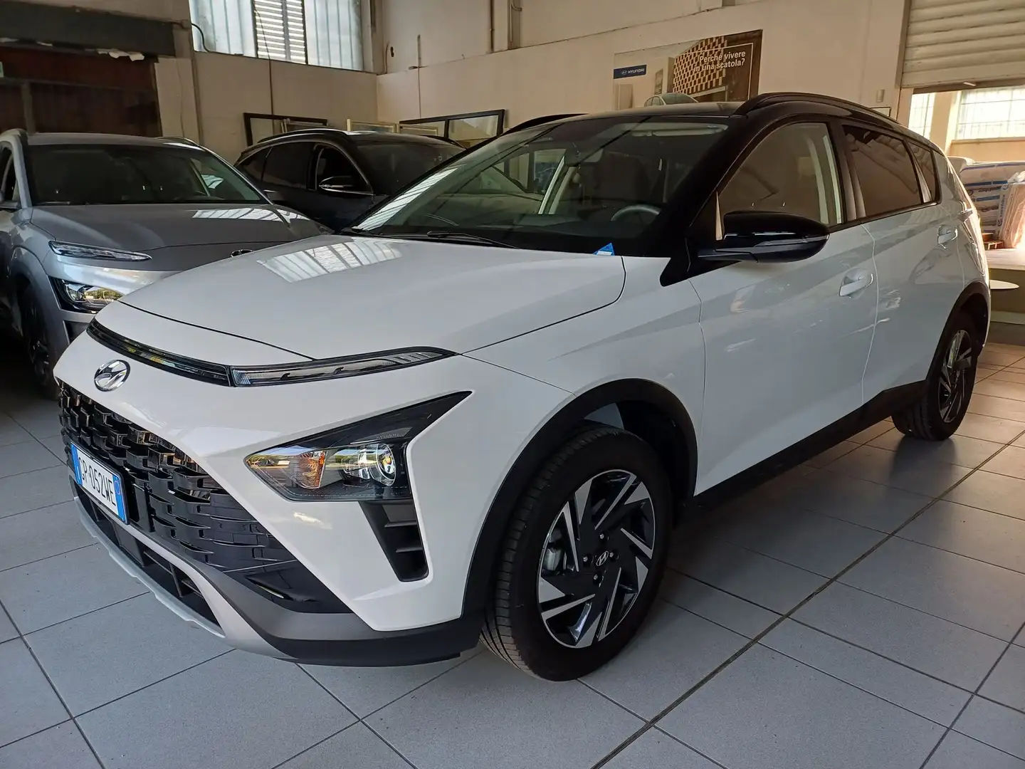 Hyundai BAYON 1.2 MPI MT Exclusive Blanco - 2