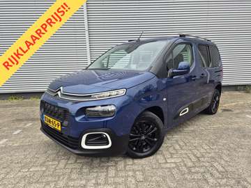 1.2 PureTech Shine Automaat,Panorama,camera,Naviga