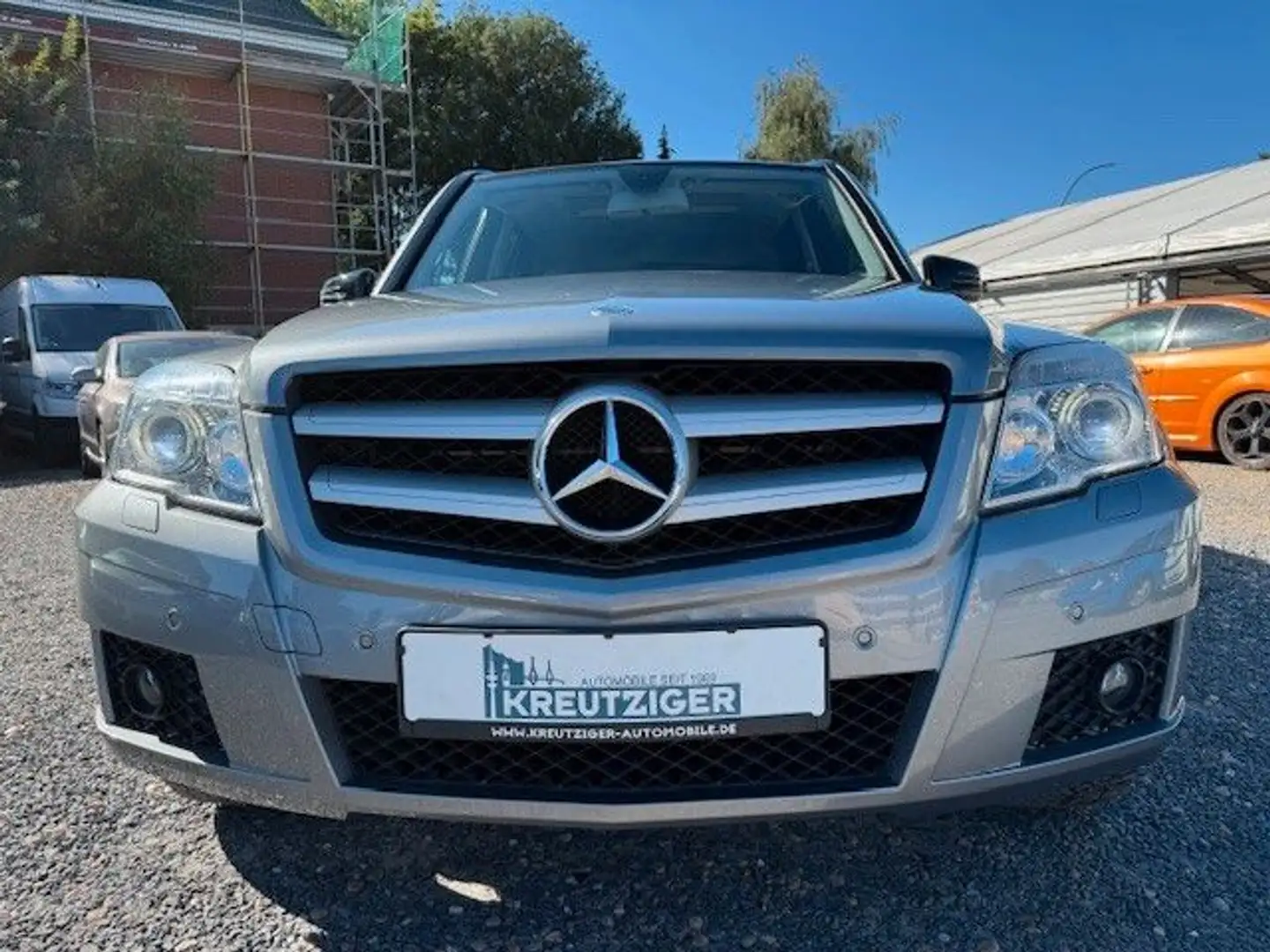 Mercedes-Benz GLK 300 4Matic --Automatik-- Silber - 2