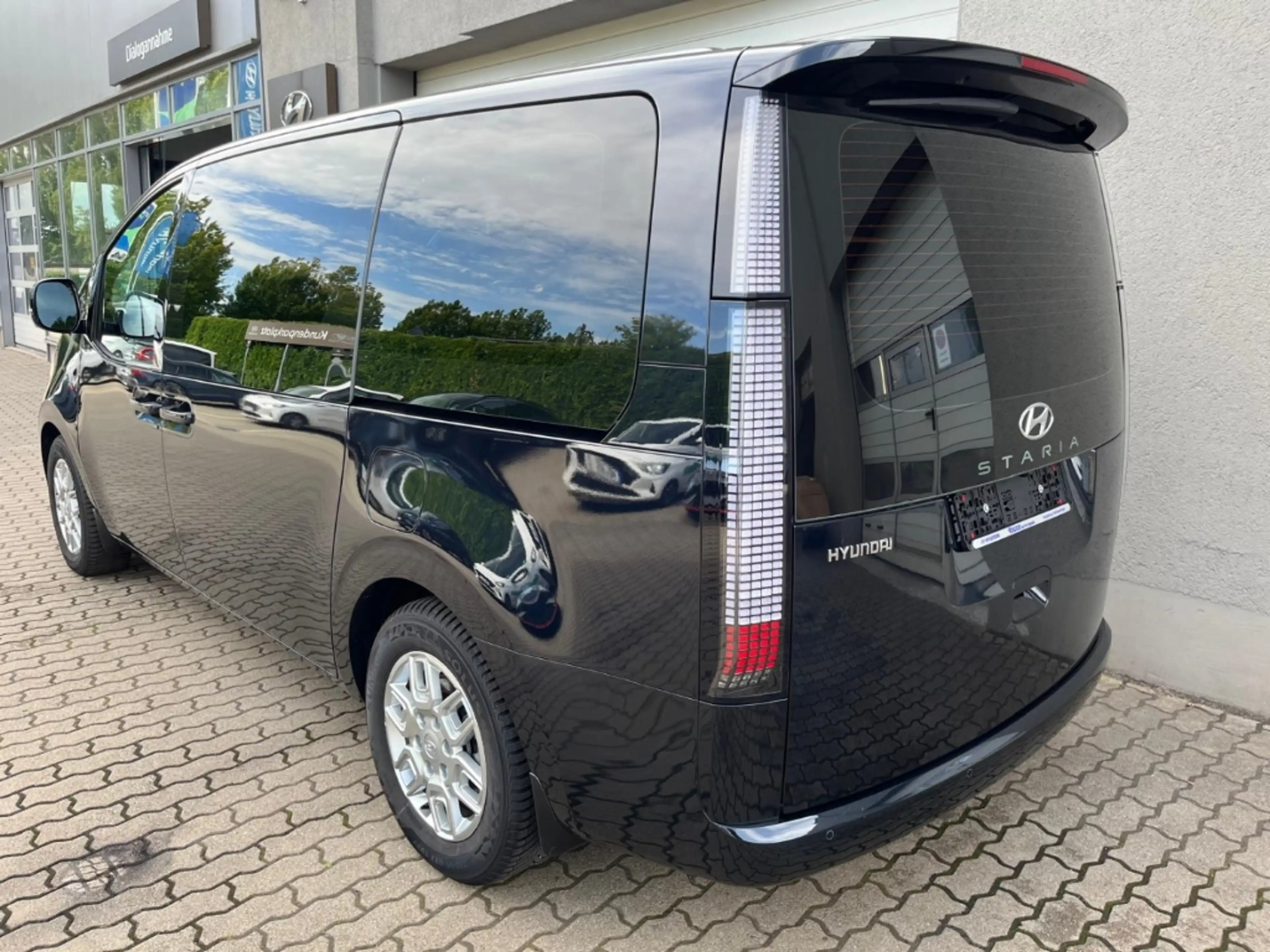Hyundai STARIA Trend 9-Sitzer 2.2 CRDi Navi Digitales Cockpit Bo — photo 5