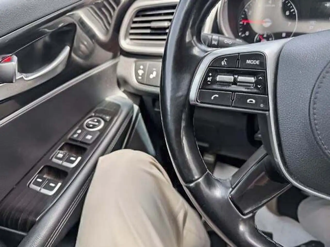 Kia Sorento photo Kia Sorento