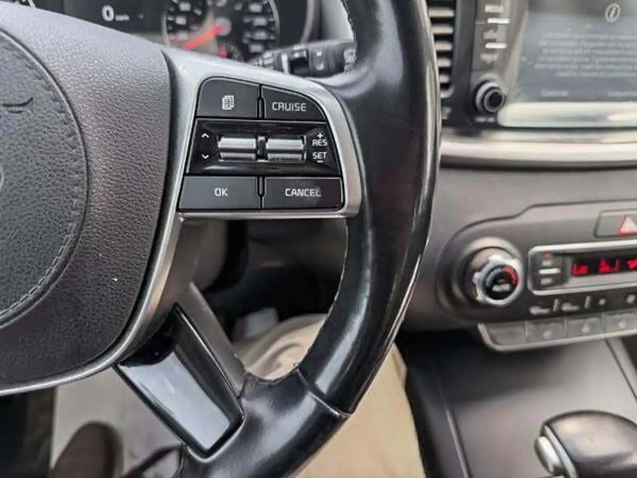 Kia Sorento photo Kia Sorento