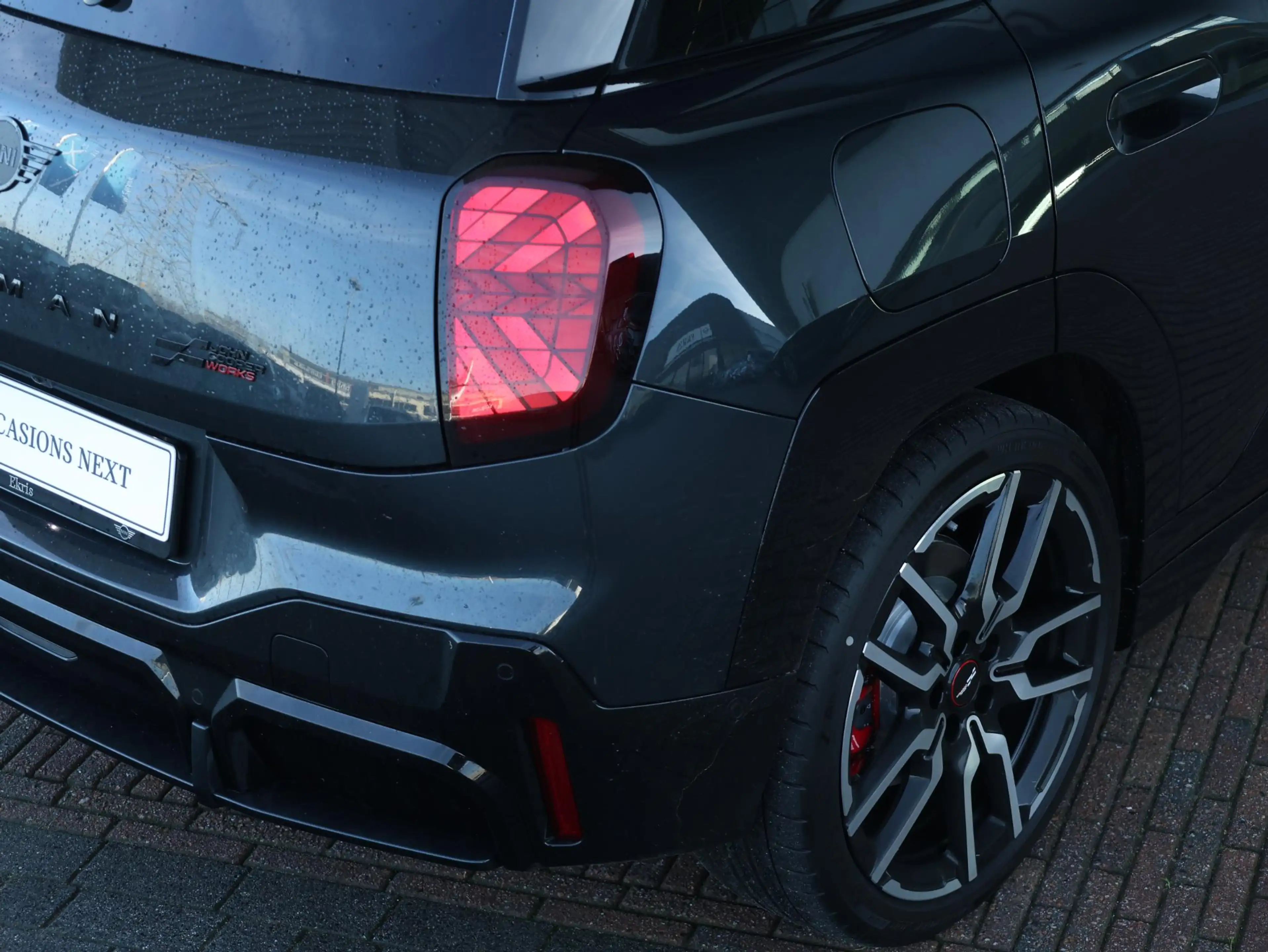 MINI Aceman E JCW John Cooper Works L 54.2 kWh | Panorama Dak — photo 4