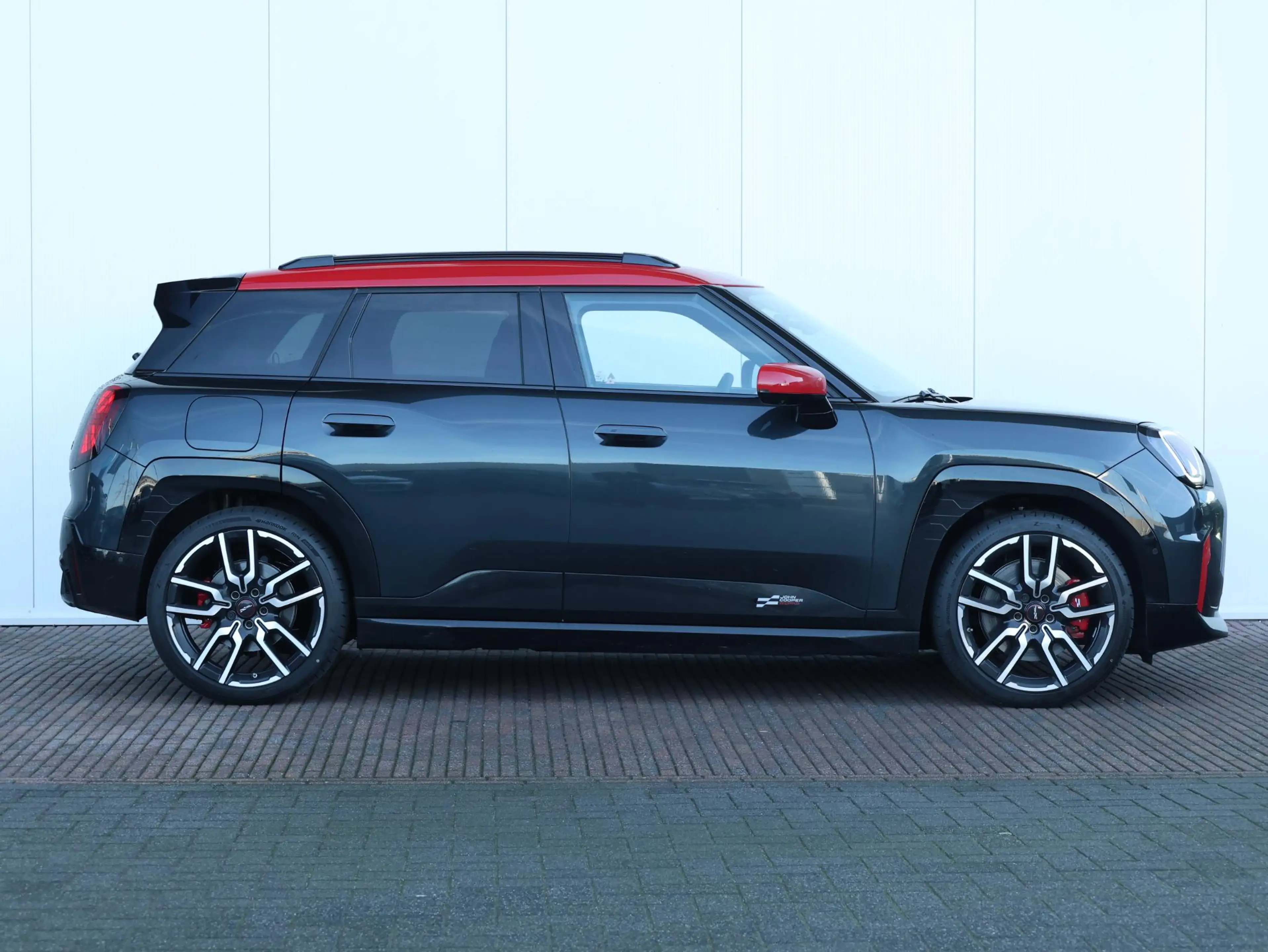 MINI Aceman E JCW John Cooper Works L 54.2 kWh | Panorama Dak — photo 11