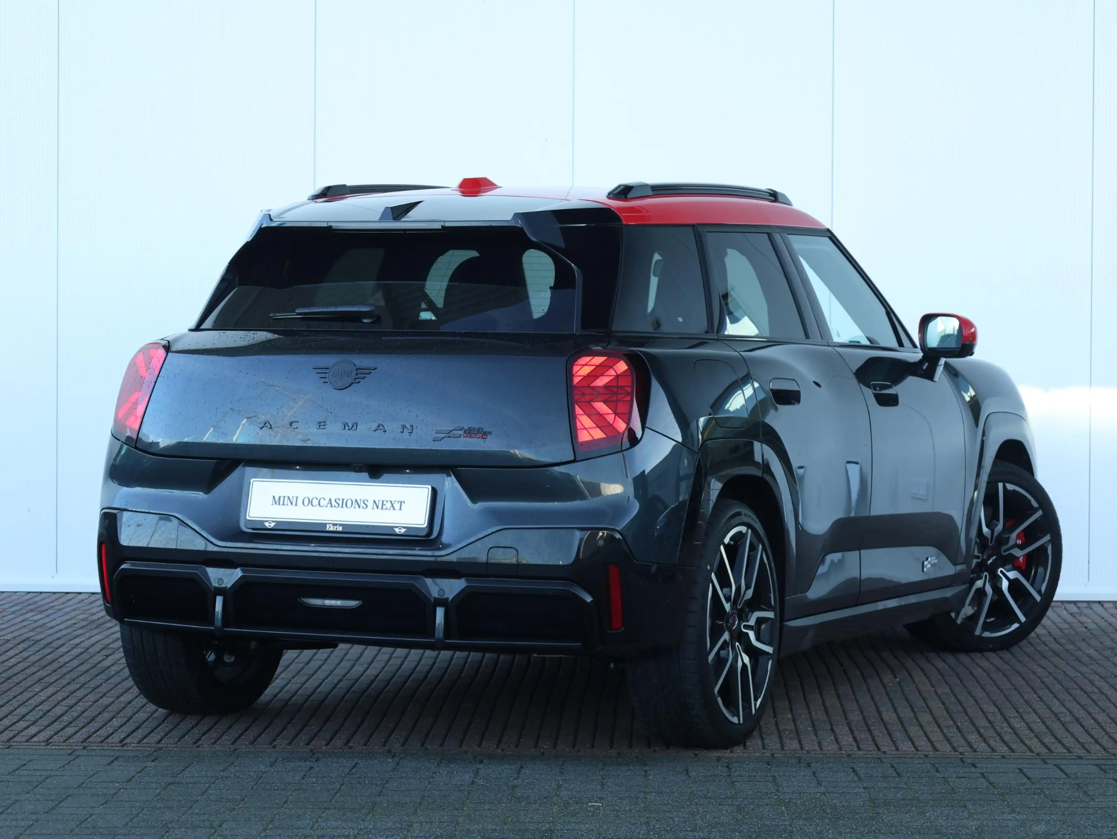 MINI Aceman E JCW John Cooper Works L 54.2 kWh | Panorama Dak — photo 3